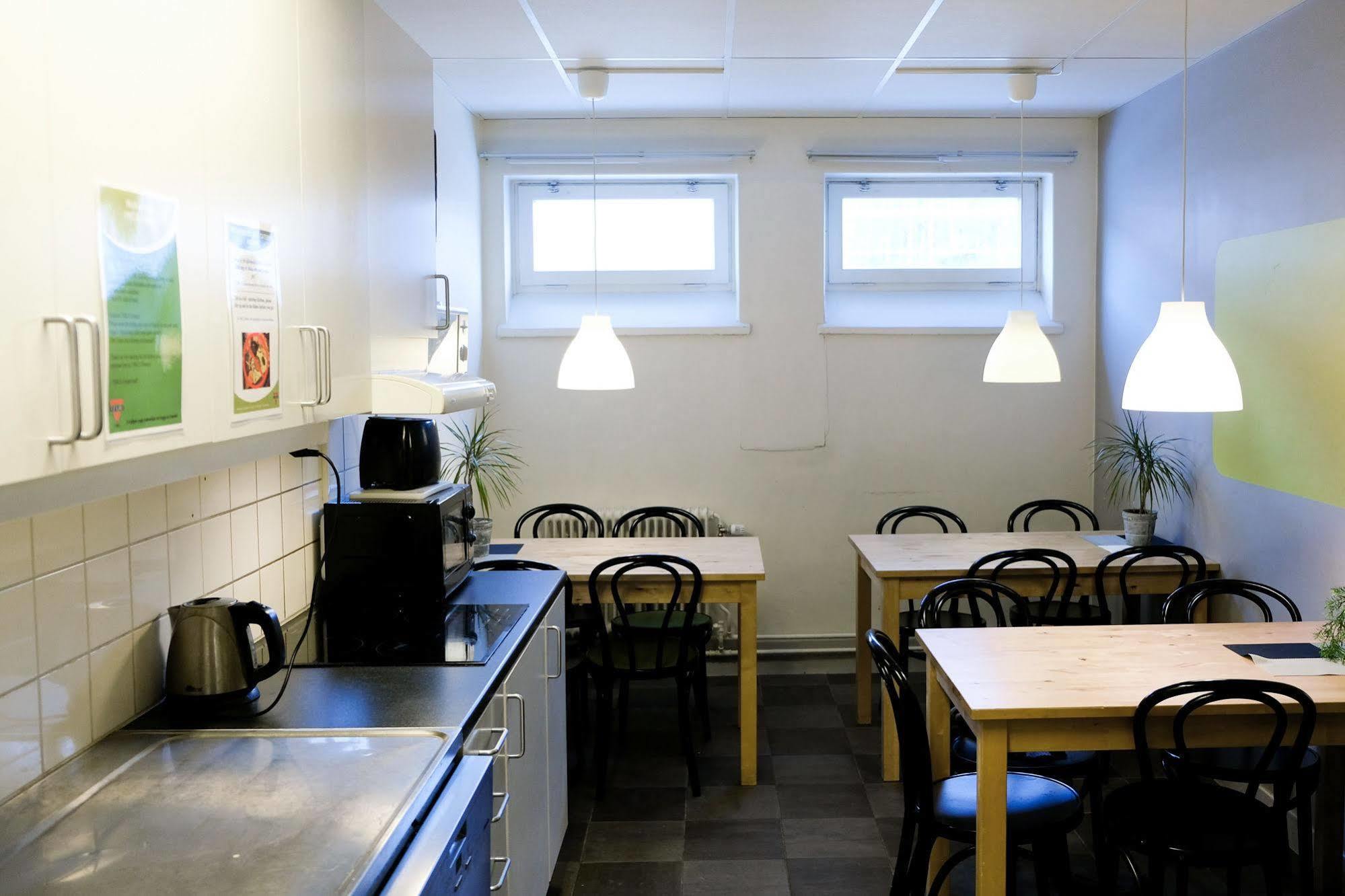 Norrland Ymca Hostel อูเมโอ ภายนอก รูปภาพ